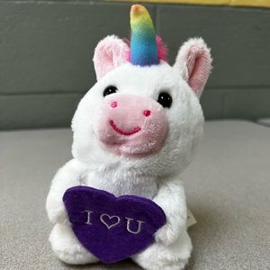 Tom’s Toys Unicorn plushy! 6”